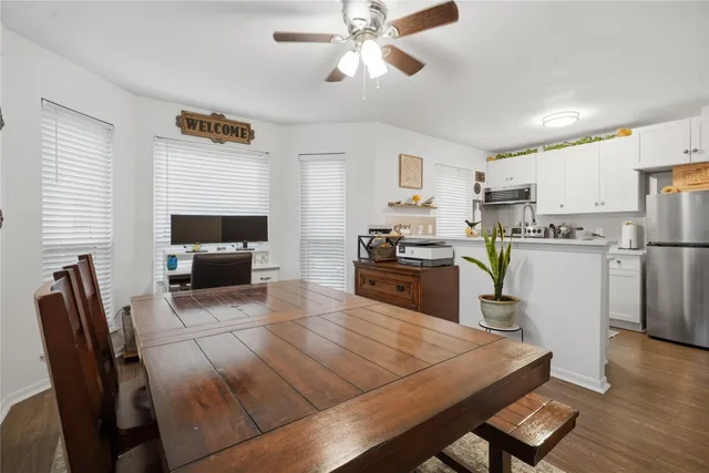 $1,795 | 18617 Egret Bay Boulevard, Unit 1101, Houston, TX 77058