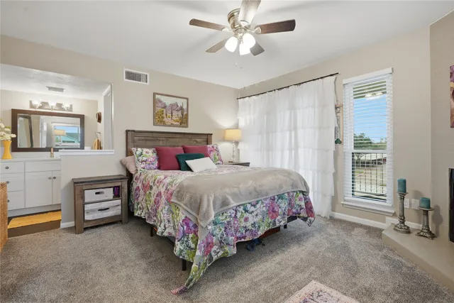 $1,795 | 18617 Egret Bay Boulevard, Unit 1101, Houston, TX 77058