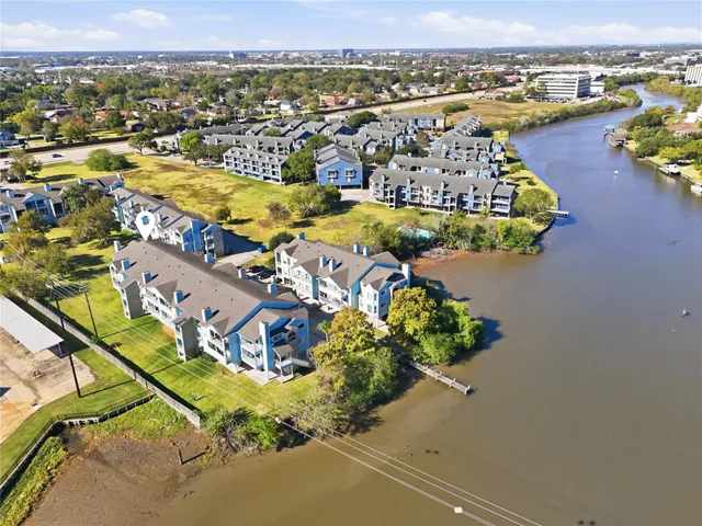 $1,795 | 18617 Egret Bay Boulevard, Unit 1101, Houston, TX 77058