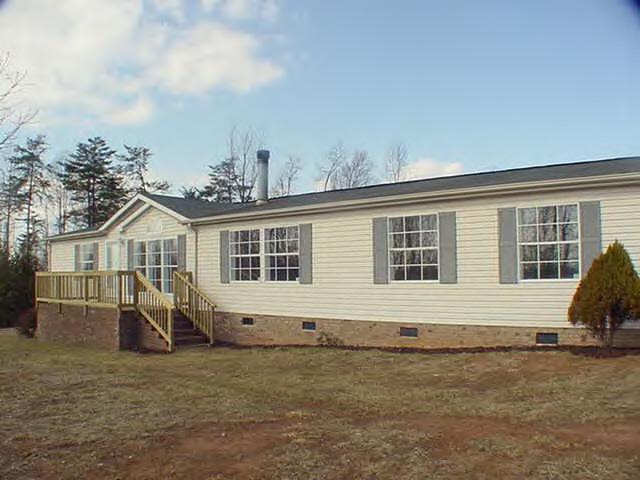 979 Hobson Road Axton, VA 24054 - Photo 10 of 10 front view of a house