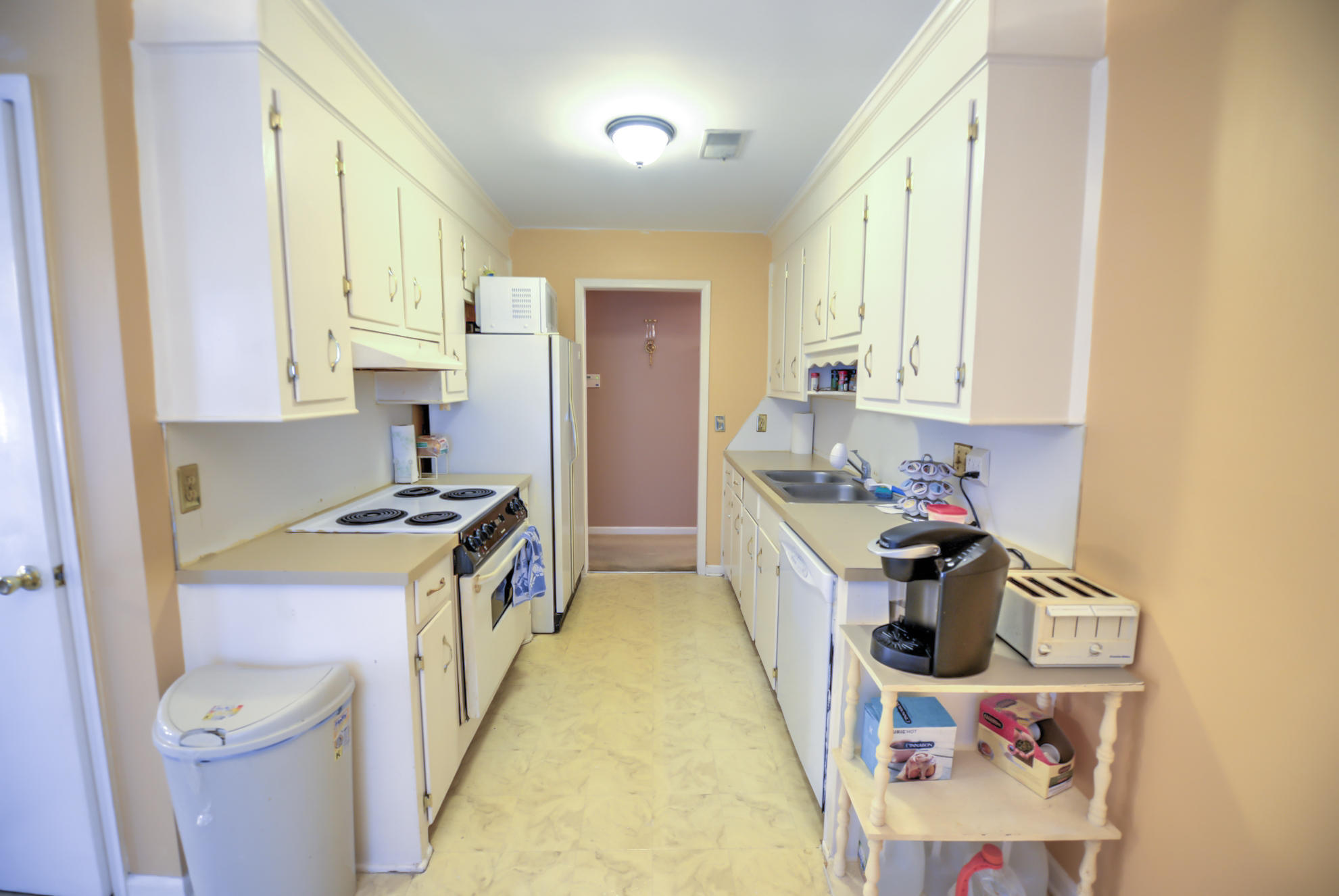 113 Nathan Road Summerville, SC 29486 - Photo 14 of 30 _DSC5285_6_7_8_9