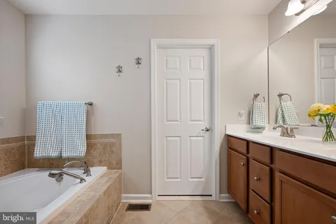 $625,000 | 50 Fairway Drive, Ocean View, DE 19970