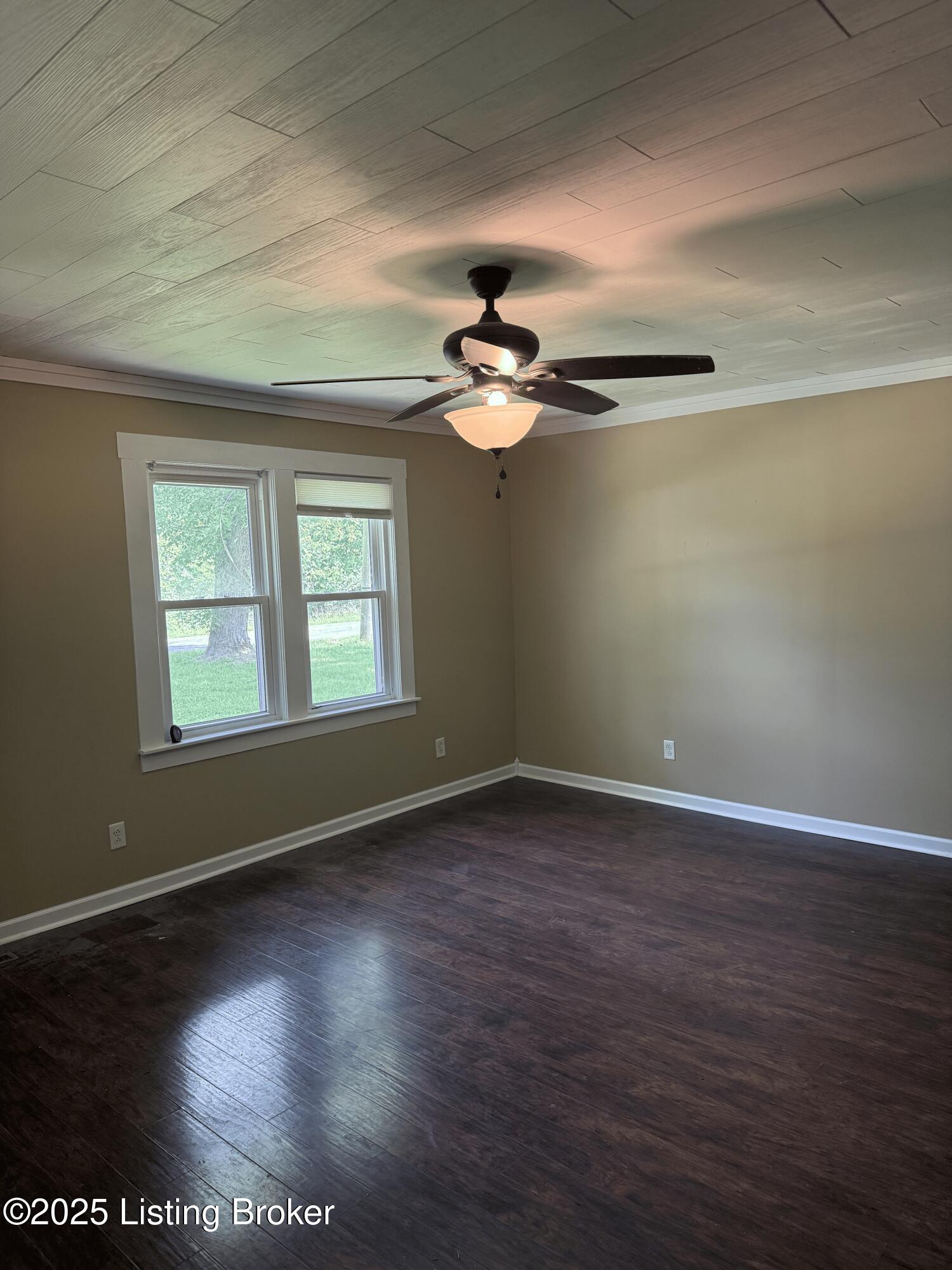 1501 Waddy Road Lawrenceburg, KY 40342 - Photo 15 of 38 IMG_3082
