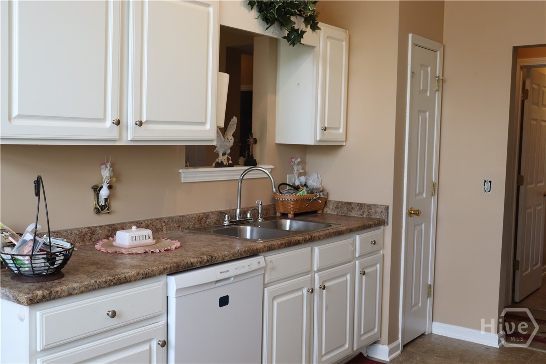 209 Quartz Drive Rincon, GA 31326 - Photo 7 of 17