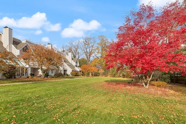 $950,000 | 300 Willow Street, Unit 3, Hamilton, MA 01982