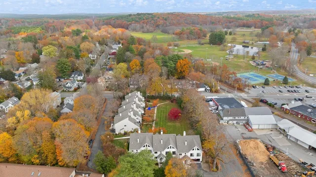 $950,000 | 300 Willow Street, Unit 3, Hamilton, MA 01982