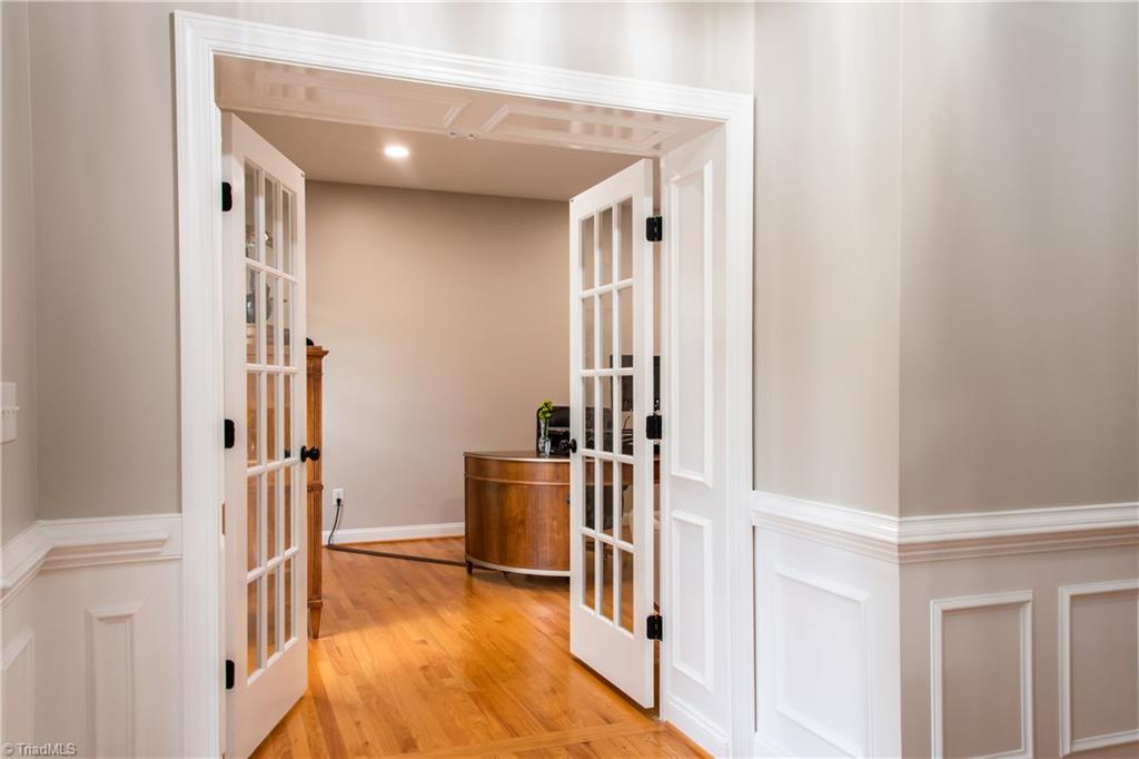 4330 Greenbrier Farm Road Winston-Salem, NC 27106 - Photo 8 of 36