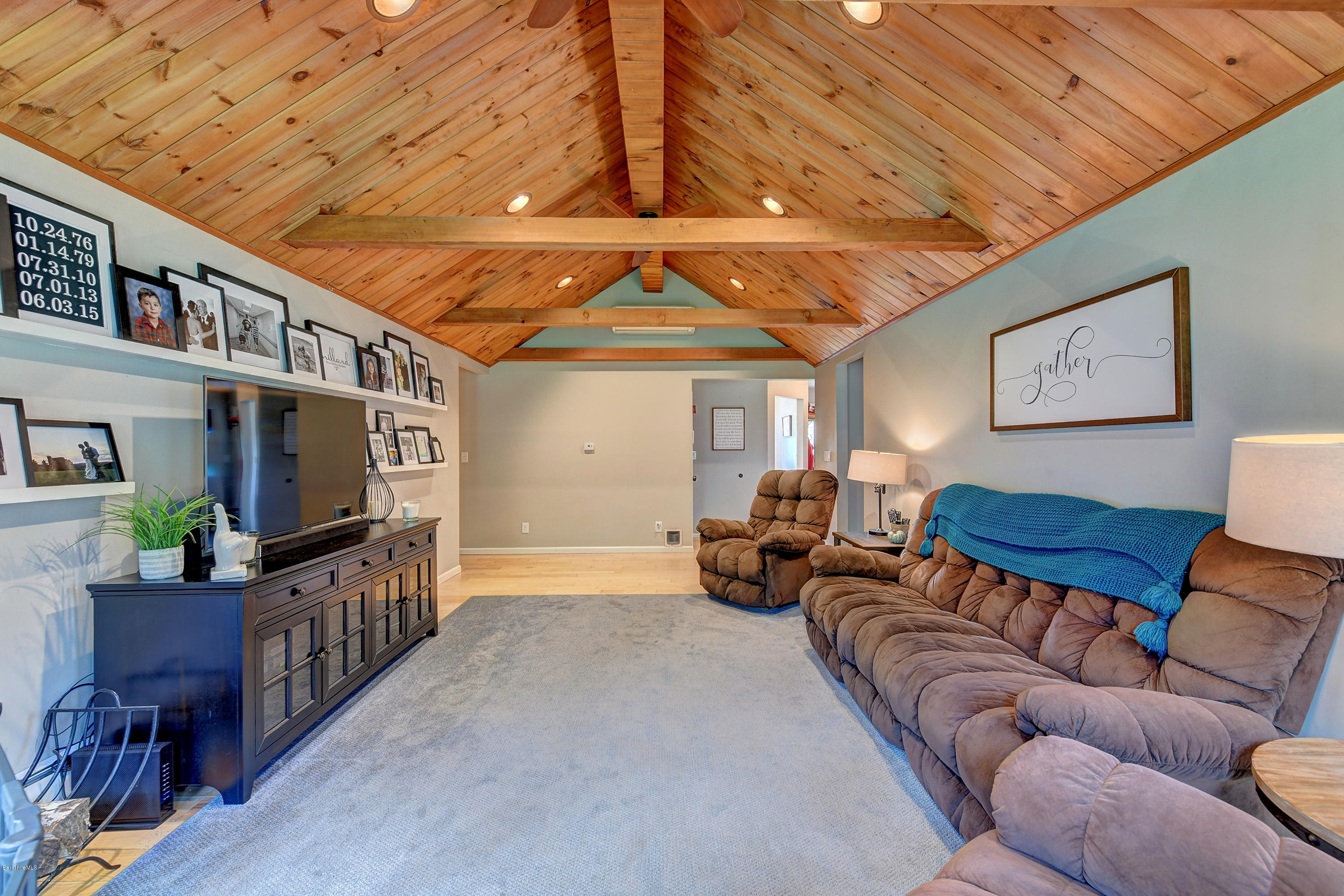 634 River Road Clarksburg, MA 01247 - Photo 16 of 42 Living Room