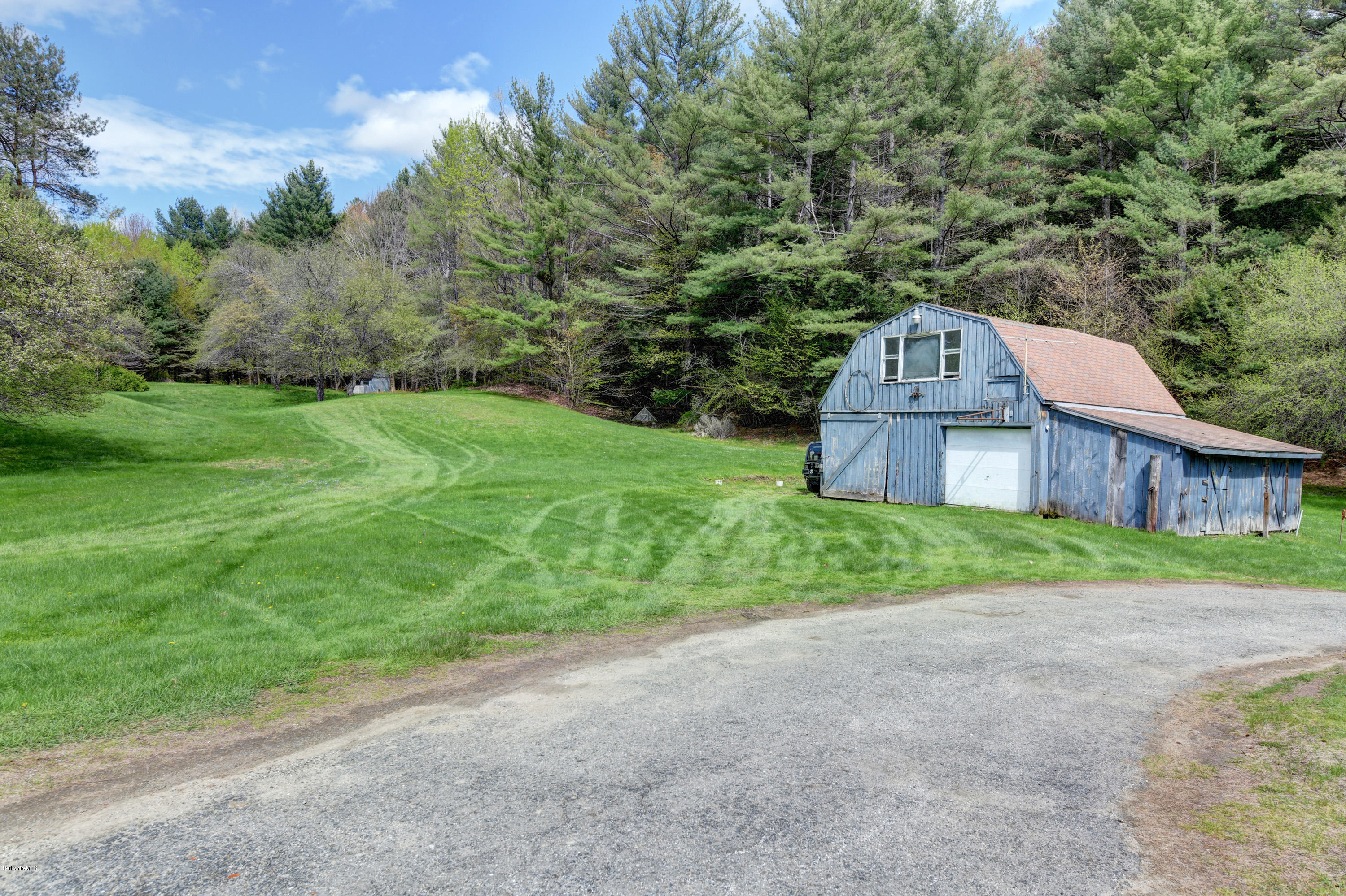634 River Road Clarksburg, MA 01247 - Photo 41 of 42 Barn
