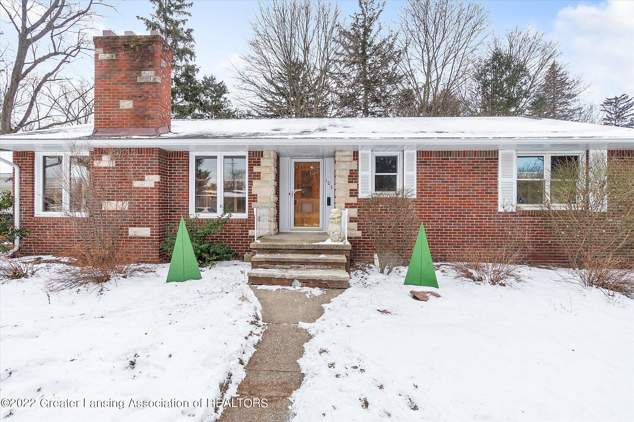103 Oxford Road East Lansing, MI 48823 - Photo 5 of 36 05-103-Oxford-Rd-WindowStill-Real-Estate