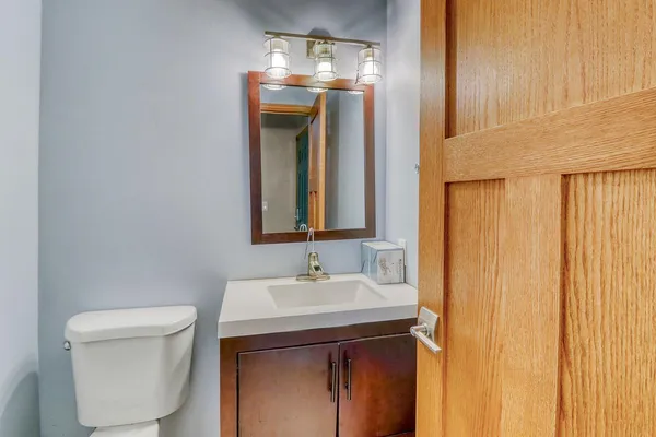 $625,000 | 6425 15th Street South, Fargo, ND 58104