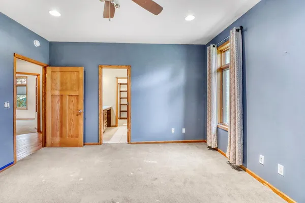 $625,000 | 6425 15th Street South, Fargo, ND 58104