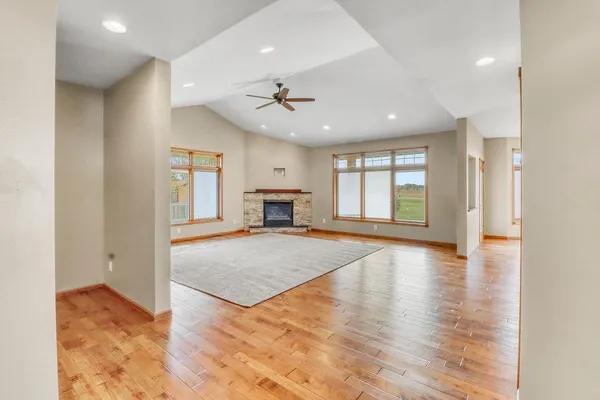 $625,000 | 6425 15th Street South, Fargo, ND 58104