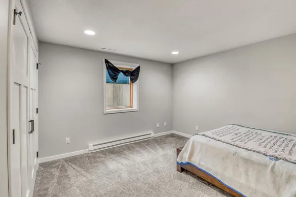$625,000 | 6425 15th Street South, Fargo, ND 58104