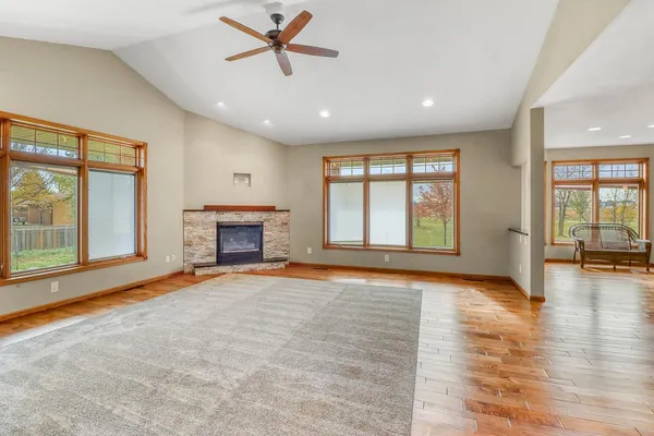 $625,000 | 6425 15th Street South, Fargo, ND 58104
