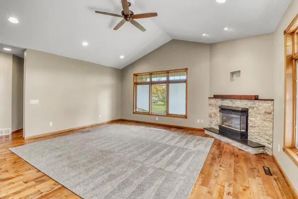 $625,000 | 6425 15th Street South, Fargo, ND 58104