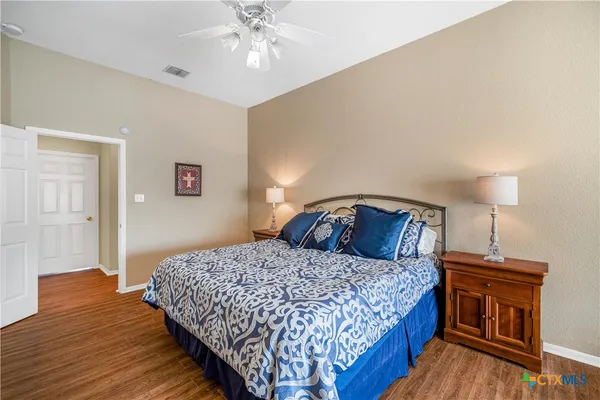 $305,000 | 330 Macon Creek, Victoria, TX 77901