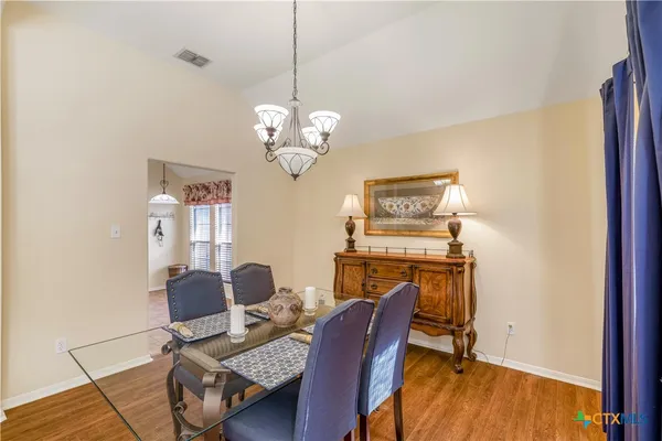 $305,000 | 330 Macon Creek, Victoria, TX 77901