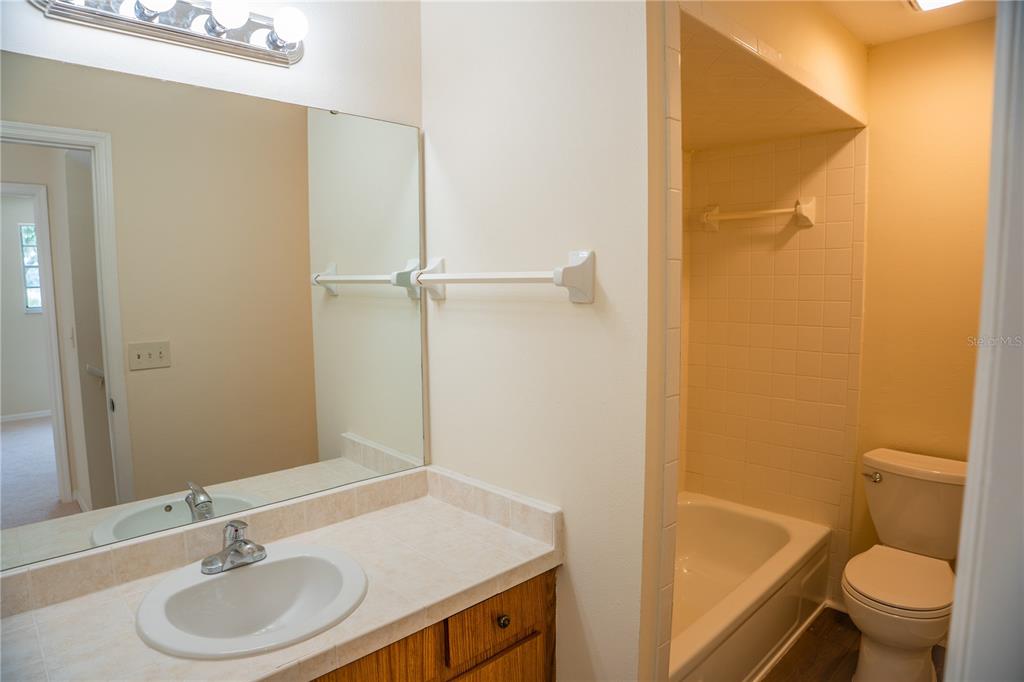 1340 Lucerne Loop Road Northeast Winter Haven, FL 33881 - Photo 17 of 25 Gallery Image 17