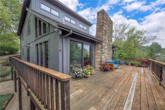 $499,000 | 1606 Cypress Point Drive, Lawrence, KS 66047