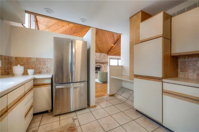 $499,000 | 1606 Cypress Point Drive, Lawrence, KS 66047