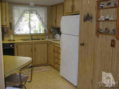 195 Tierra Rejada Road, Unit 162 Simi Valley, CA 93065 - Photo 13 of 20 Additional Photo