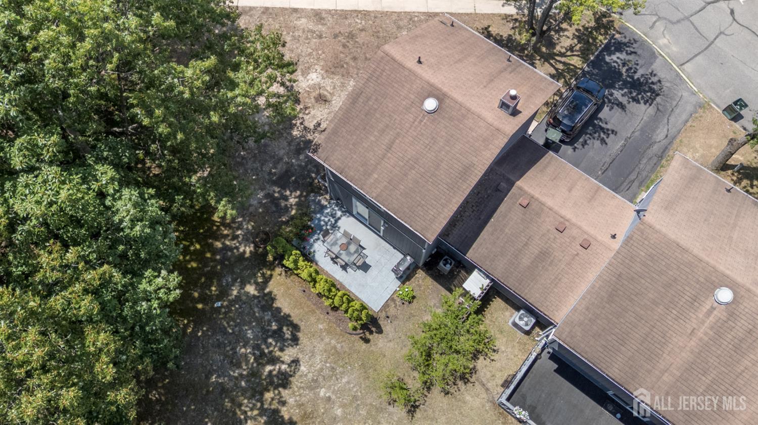 16 Finch Road Howell, NJ 07731 - Photo 31 of 35