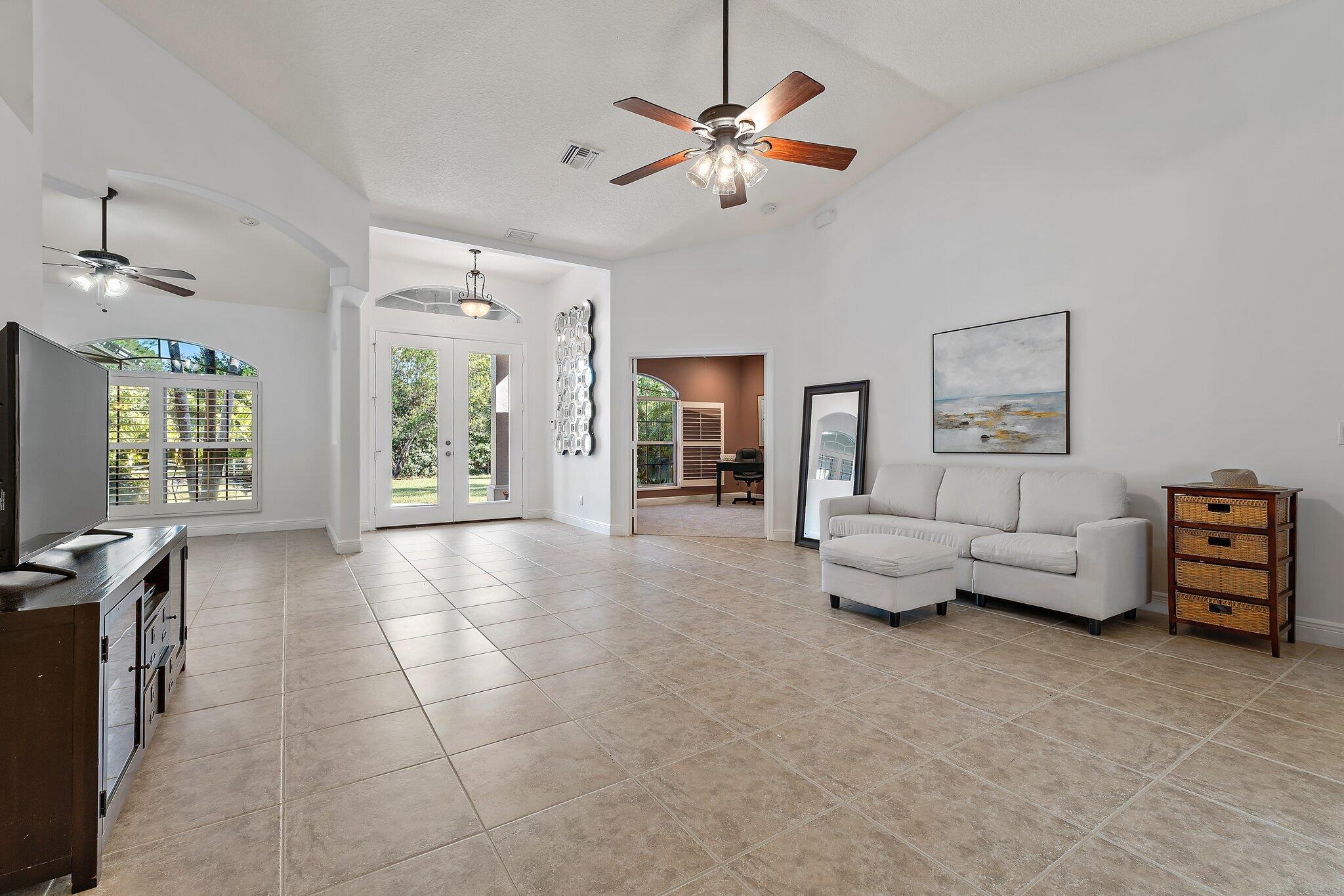 9608 Mockingbird Trail Jupiter, FL 33478 - Photo 14 of 48 Great room