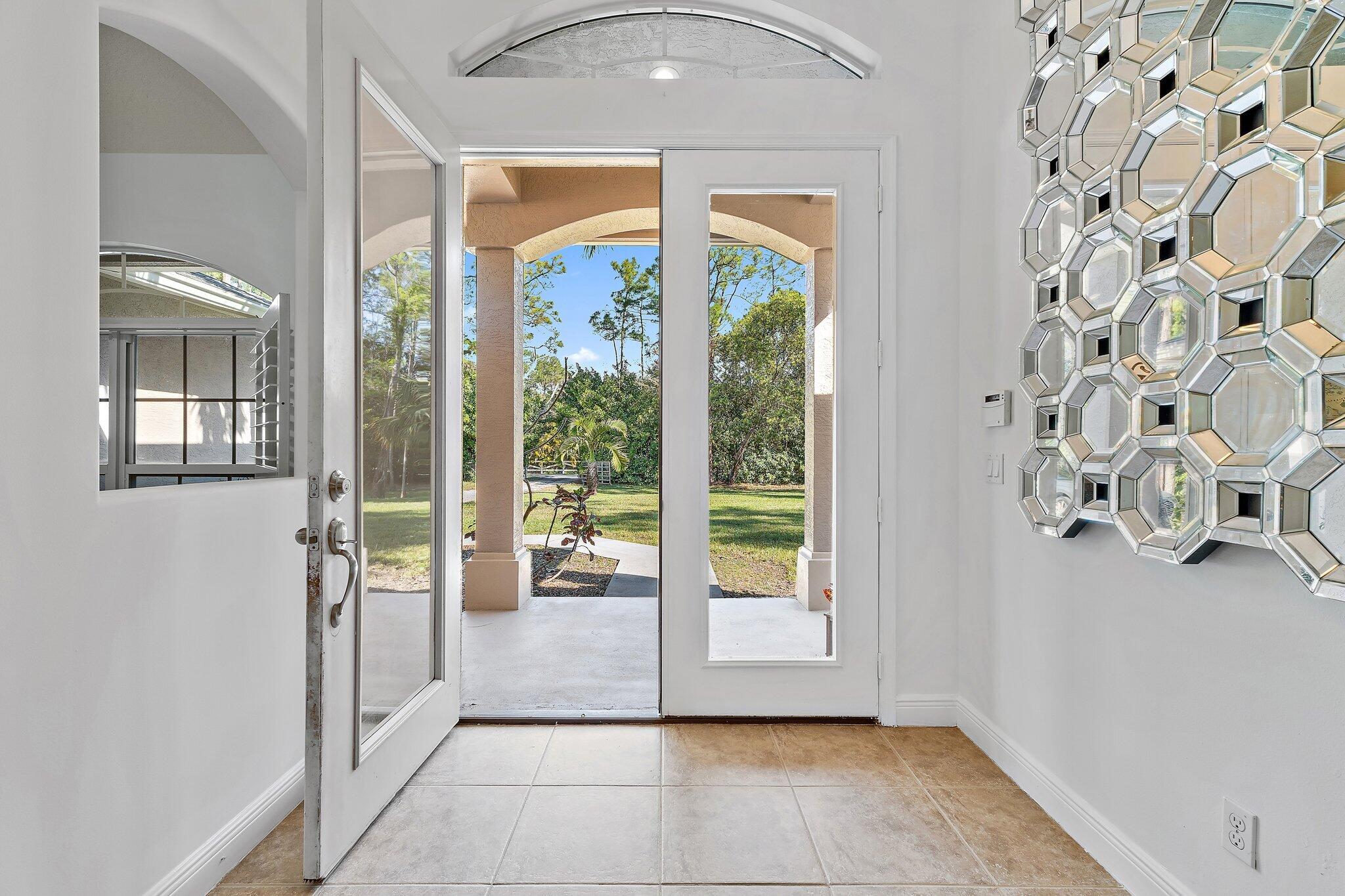 9608 Mockingbird Trail Jupiter, FL 33478 - Photo 10 of 48 Entry