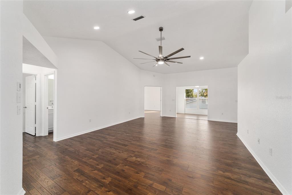 8524 Southwest 108th Ln Road Ocala, FL 34481 - Photo 9 of 53 Gallery Image 9