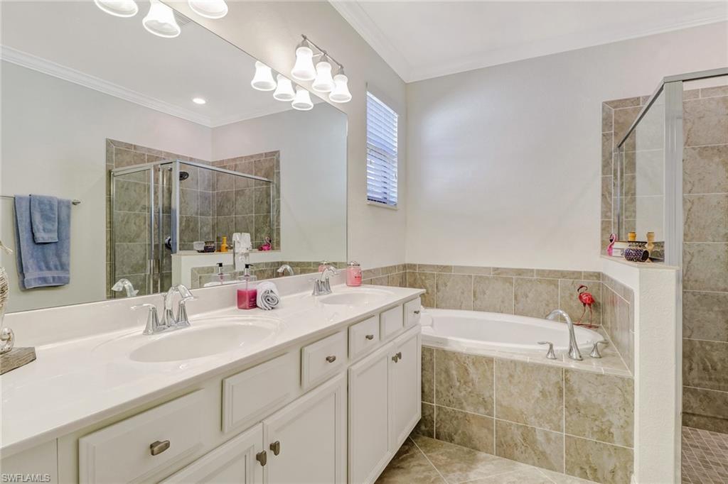 4251 Raffia Palm Circle Naples, FL 34119 - Photo 8 of 31 Gallery Image 8