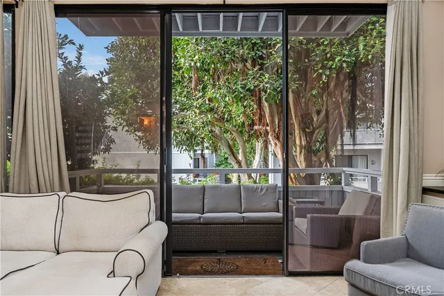 $5,200 | 11 Baruna Court, Unit 55, Newport Beach, CA 92663