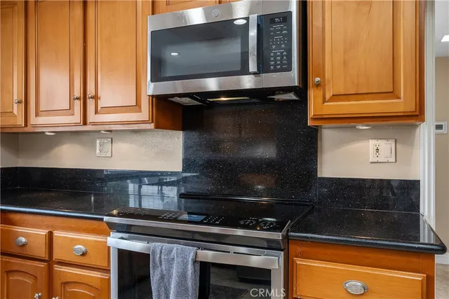 $5,200 | 11 Baruna Court, Unit 55, Newport Beach, CA 92663