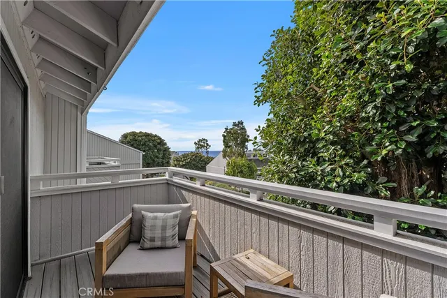 $5,200 | 11 Baruna Court, Unit 55, Newport Beach, CA 92663