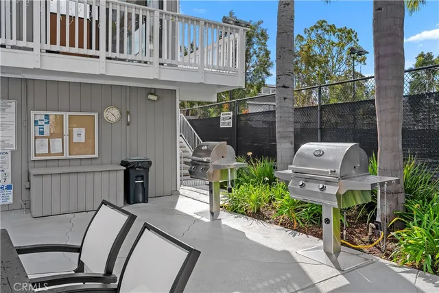 $5,200 | 11 Baruna Court, Unit 55, Newport Beach, CA 92663