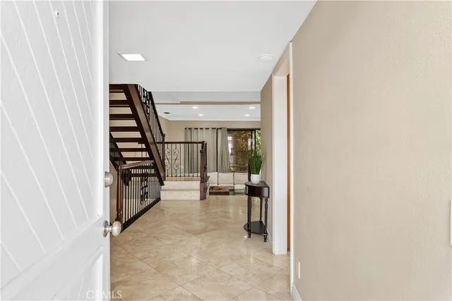 $5,200 | 11 Baruna Court, Unit 55, Newport Beach, CA 92663