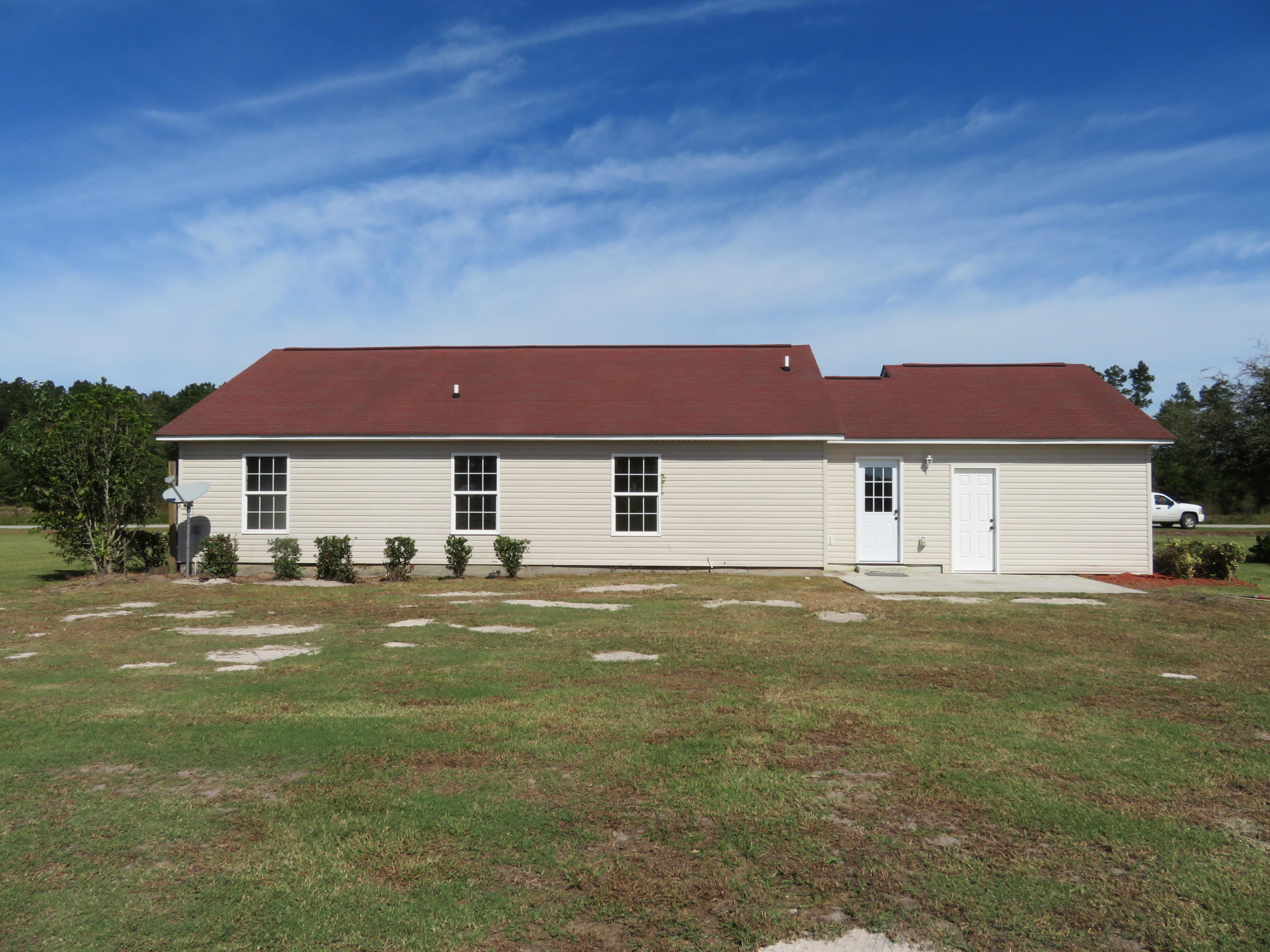 853 Memory Drive Ruffin, SC 29475 - Photo 17 of 21 853 Memory Drive 125