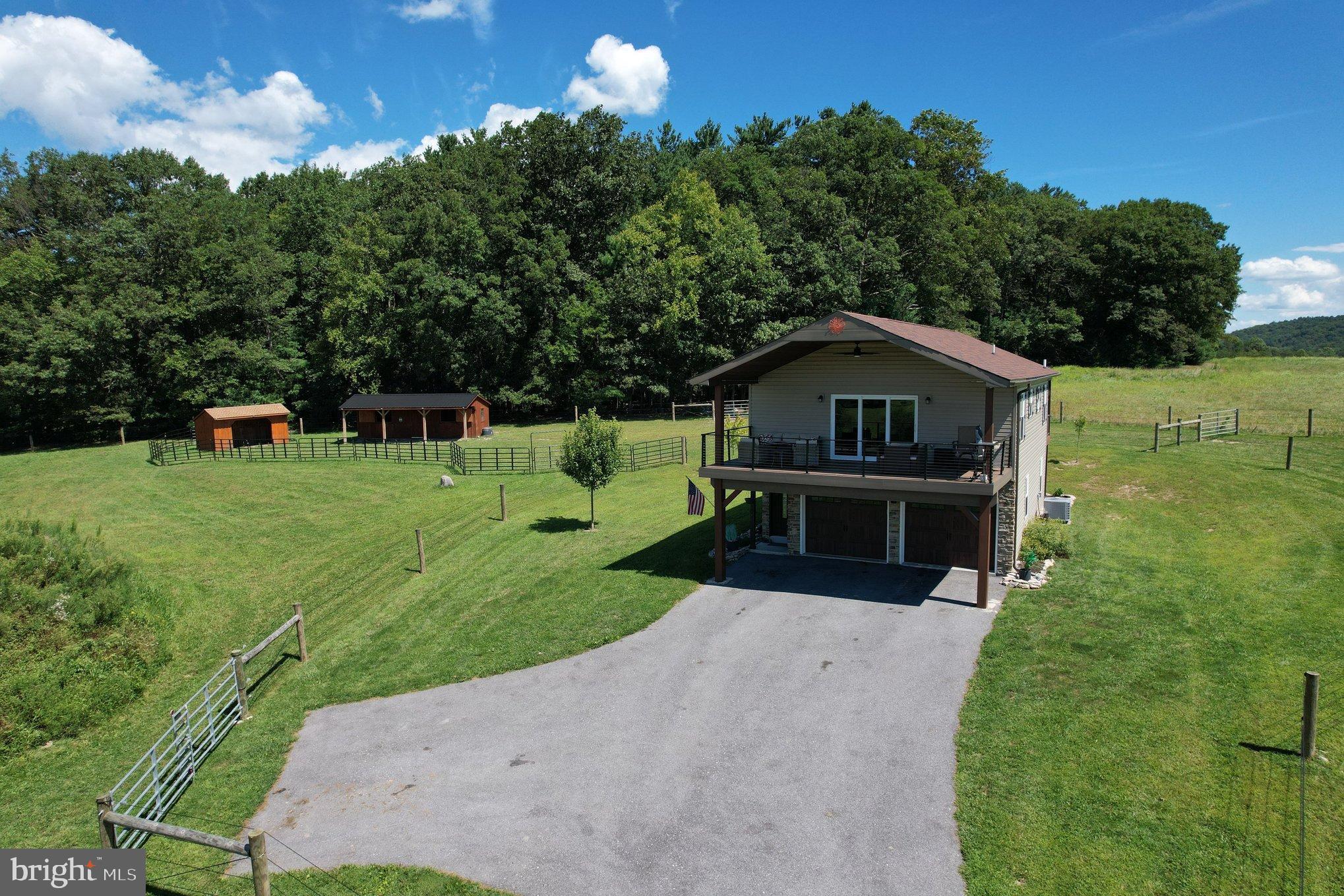 1461 New Road Orrtanna, PA 17353 - Photo 2 of 43 Gallery Image 2