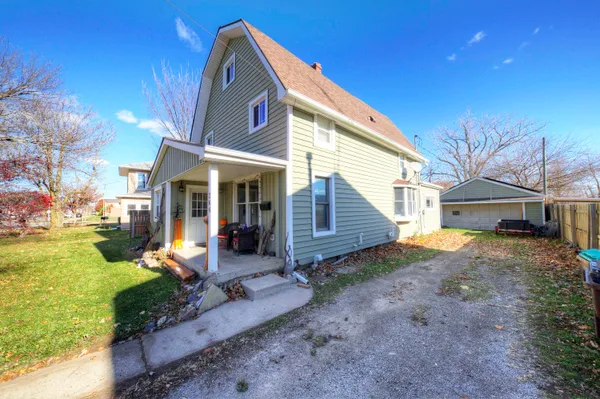$274,500 | 264 Ypsilanti Street, Dundee, MI 48131