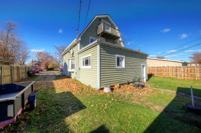 $275,000 | 264 Ypsilanti Street, Dundee, MI 48131