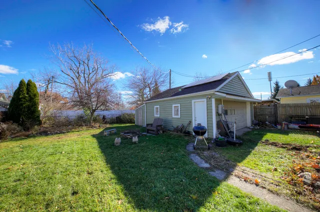 $275,000 | 264 Ypsilanti Street, Dundee, MI 48131