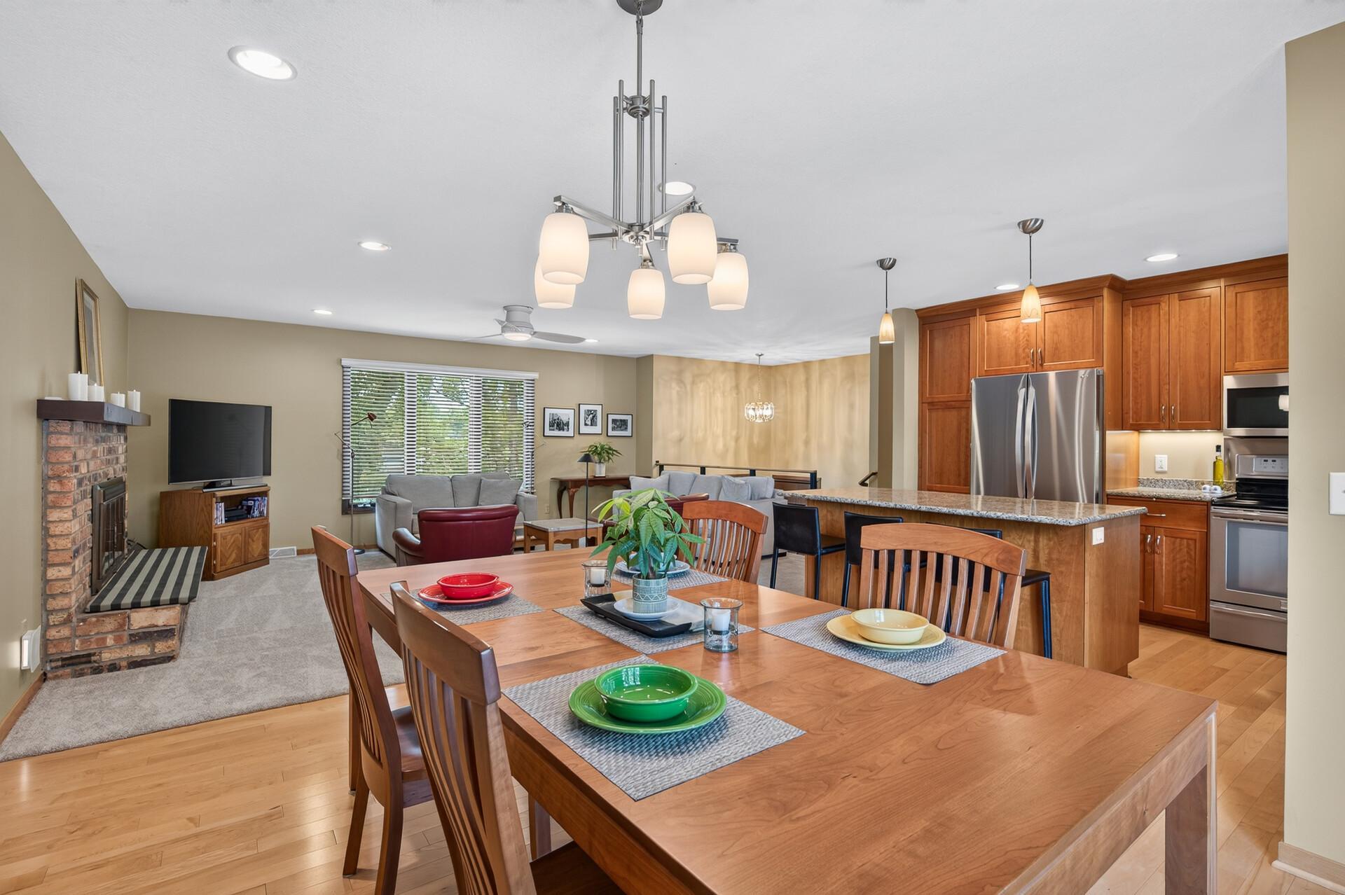 7183 Birchview Road Maple Grove, MN 55369 - Photo 10 of 37