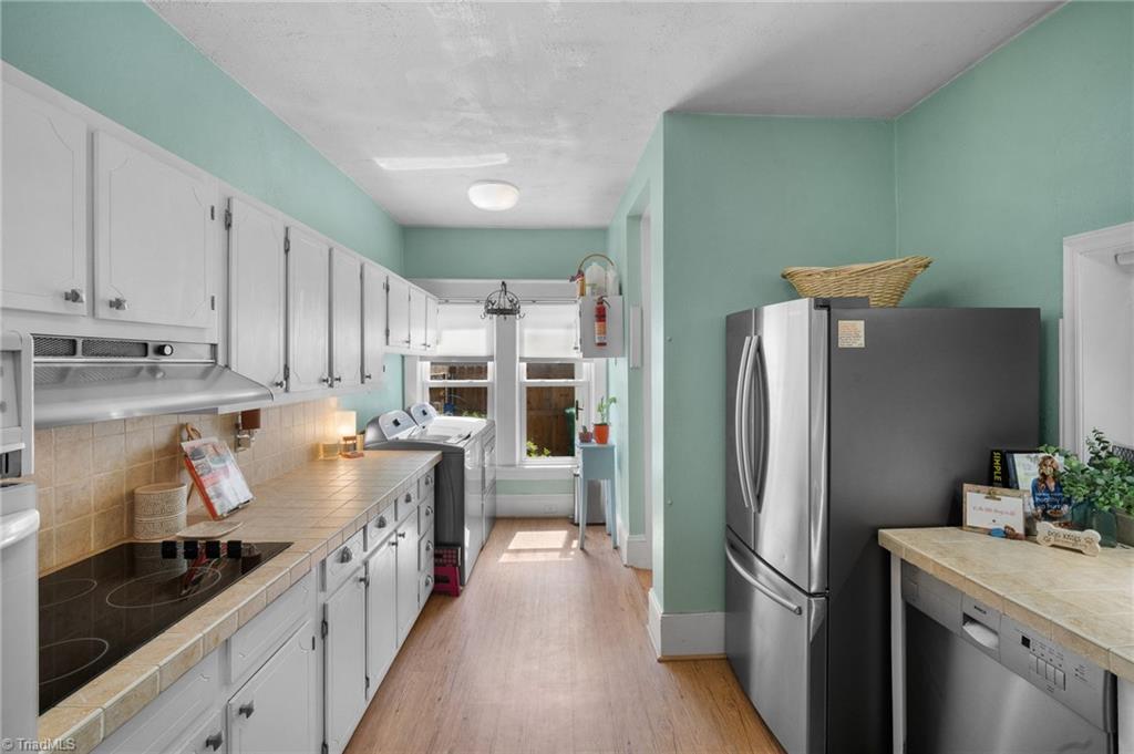 415 Otteray Avenue High Point, NC 27262 - Photo 12 of 39