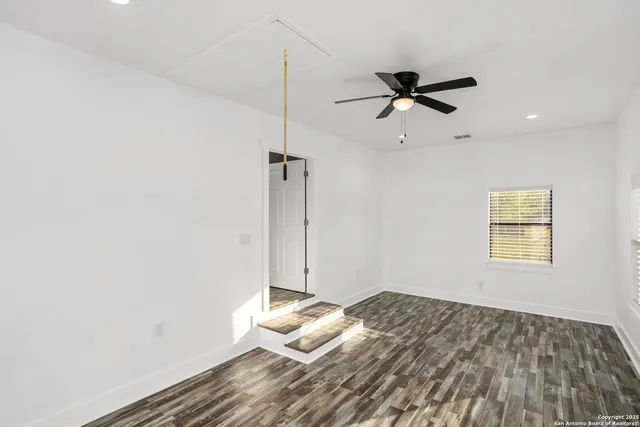 $480,000 | 310 Creek Lane, Poth, TX 78147