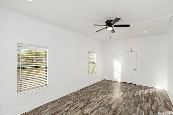 $465,000 | 310 Creek Lane, Poth, TX 78147