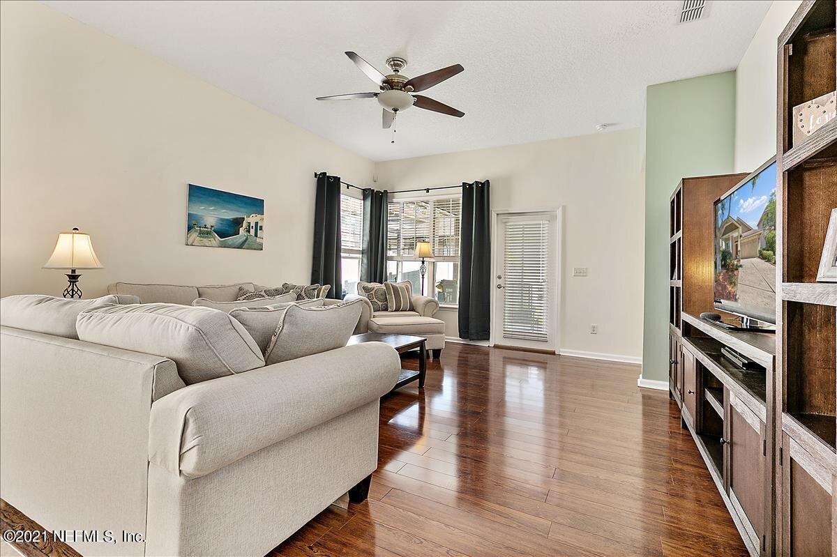 6297 Wedmore Road Jacksonville, FL 32258 - Photo 3 of 20 Family Room