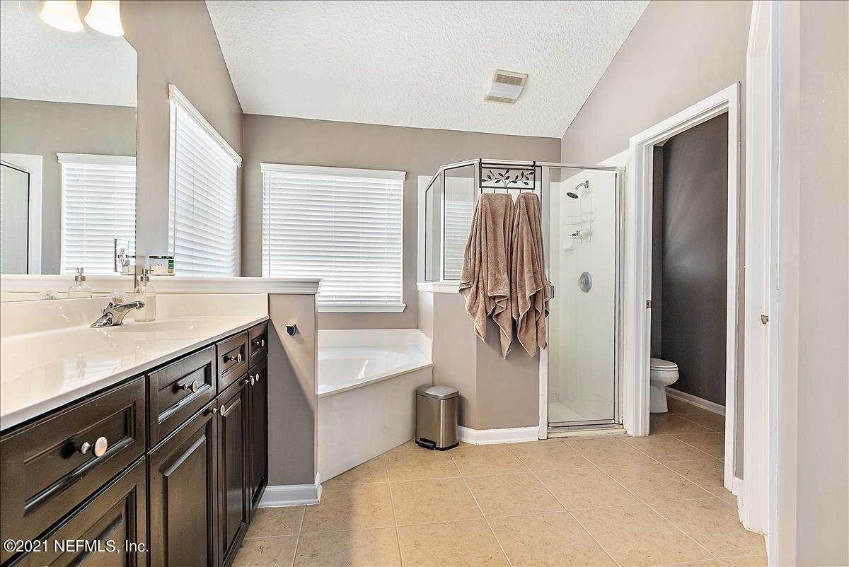 6297 Wedmore Road Jacksonville, FL 32258 - Photo 7 of 20 Master Bathroom