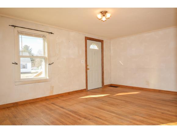 8 Lyons Street Rochester, NH 03867 - Photo 8 of 21