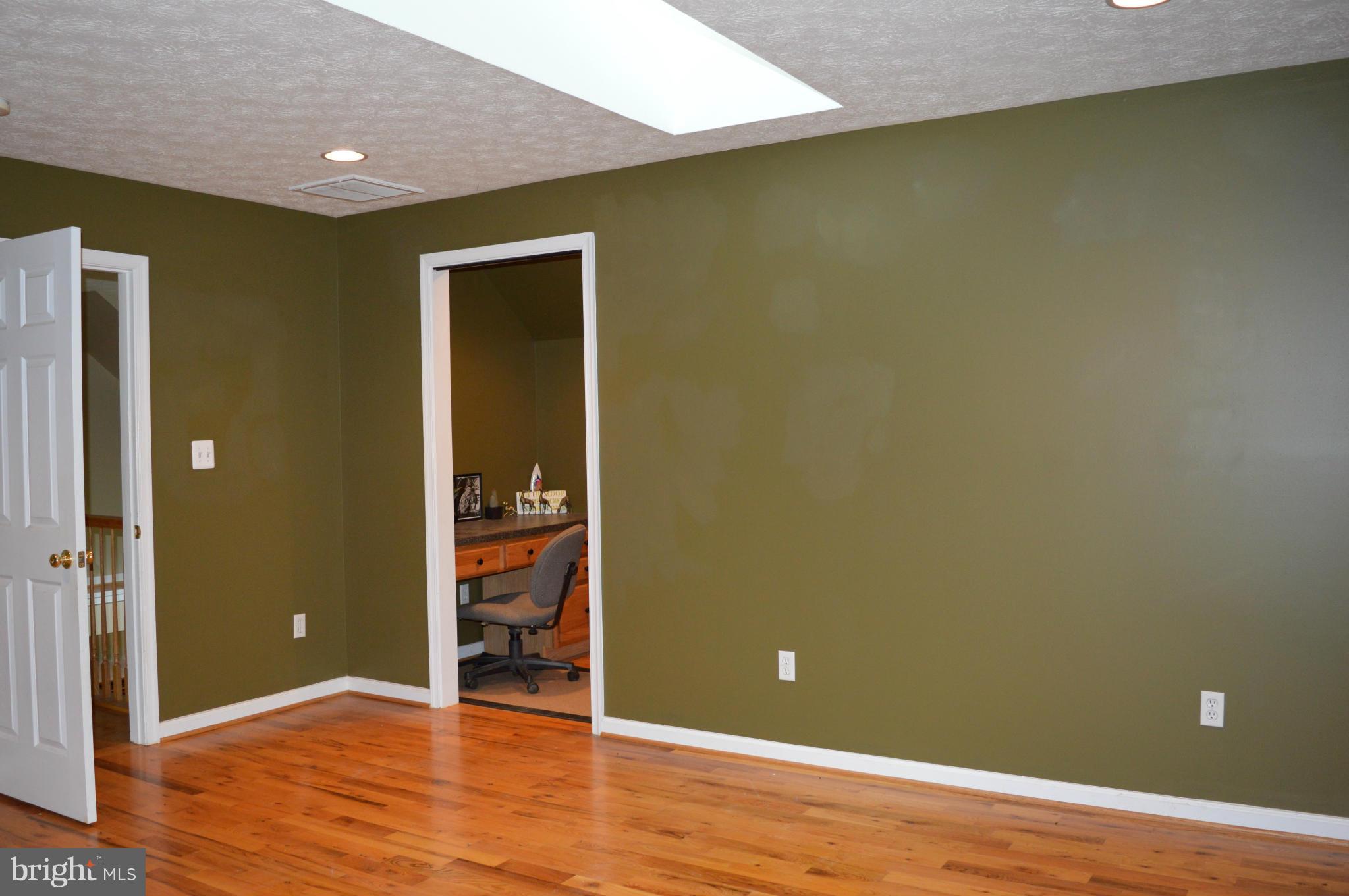 495 McCubbin Road Winchester, VA 22603 - Photo 14 of 29