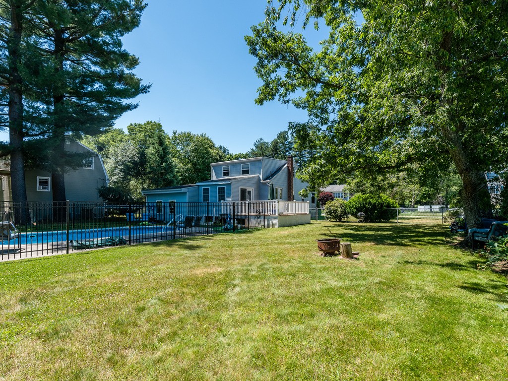 20 Bellflower Road Billerica, MA 01821 - Photo 23 of 27 Gallery Image 23